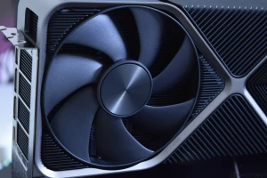 NVIDIA GeForce RTX 4070 Ti стоит 1000 долларов и дороже