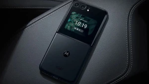 Motorola Razr 2023 получит увеличенный внешний дисплей