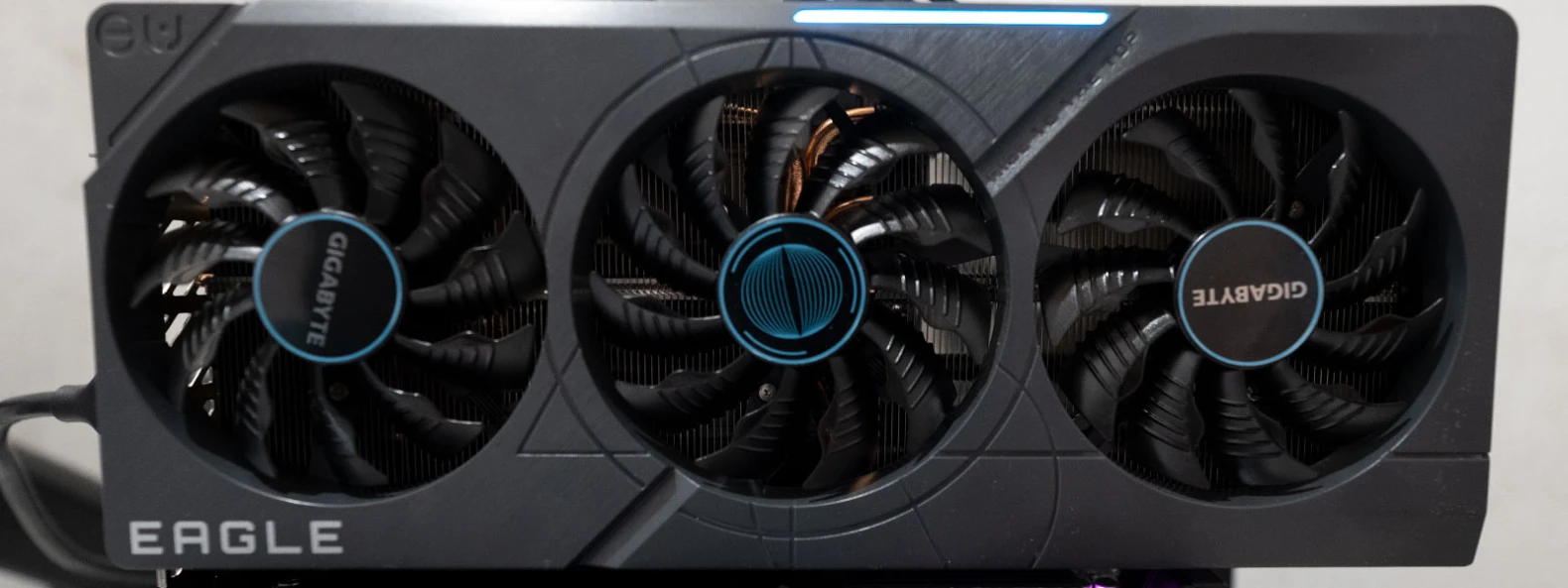ギガバイト GeForce RTX 4070Ti EAGLE OC 12G GIGABYTE GeForce RTX 4070 Ti EAGLE OC 12G rev. 2.0 (GV-N407TEAGLE