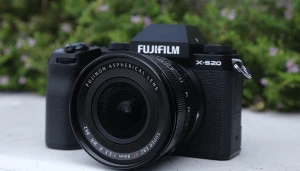 Представлена фотокамера Fujifilm X-S20