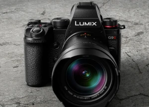  Камеру Panasonic Lumix G9 II показали на фото 