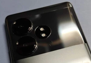 Смартфон Realme GT Neo6 SE показали на фото 