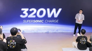 Realme представила зарядку 320W SuperSonic Charge