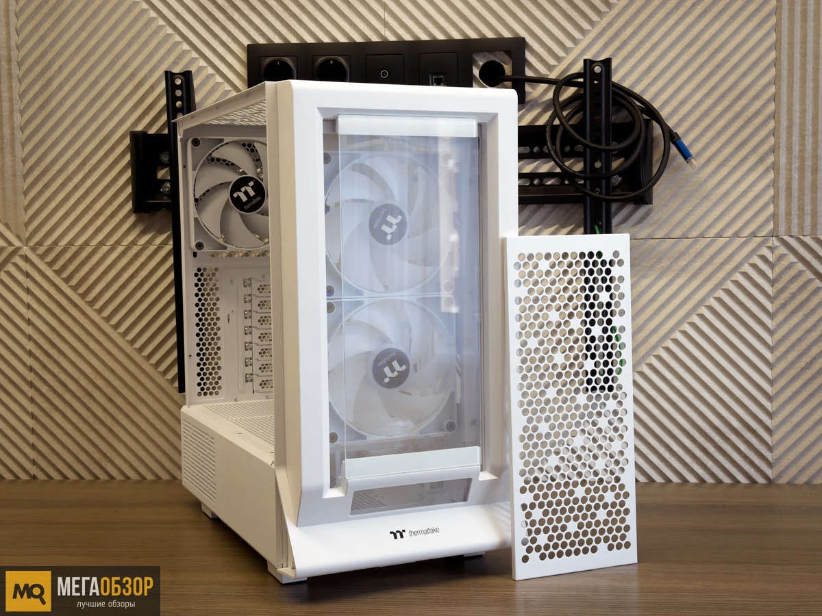 Thermaltake Ceres 350 MX Snow