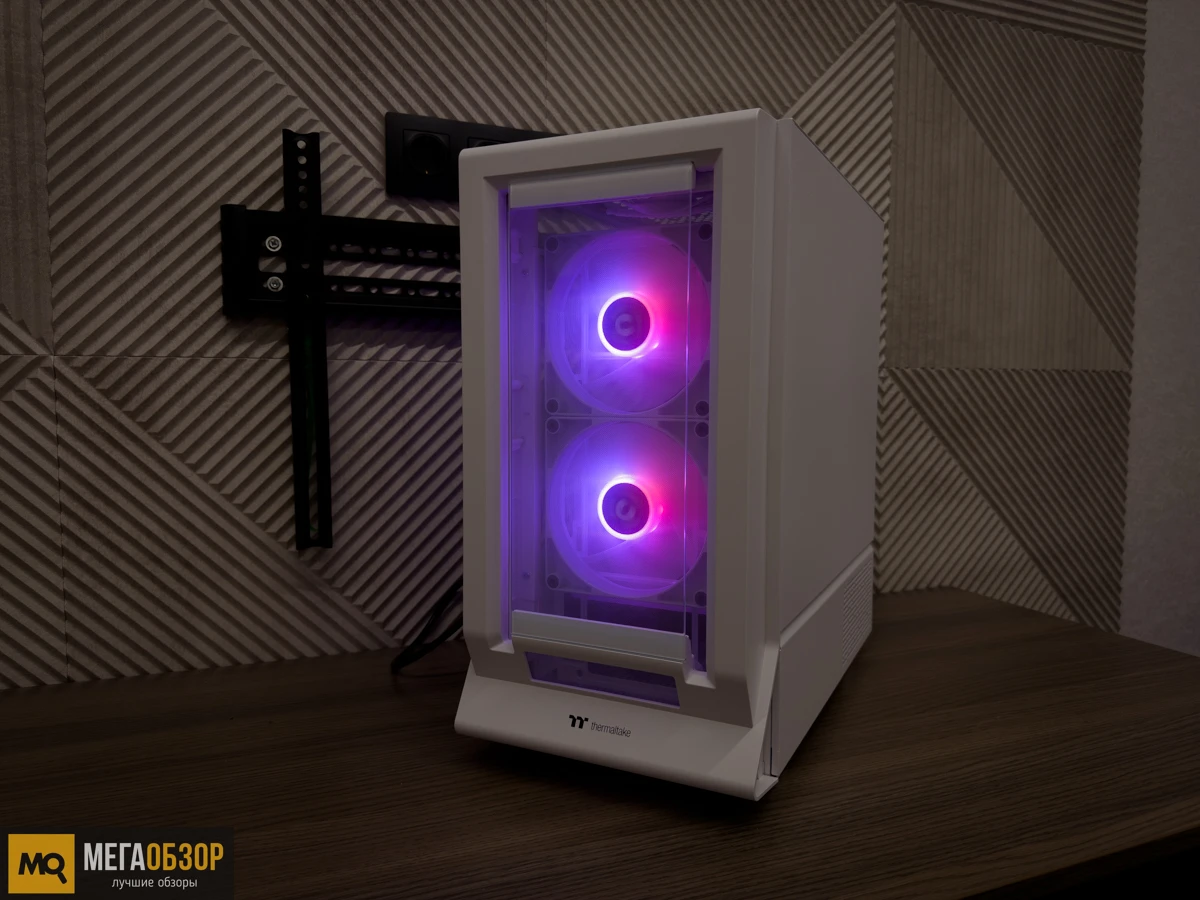 Thermaltake Ceres 350 MX Snow