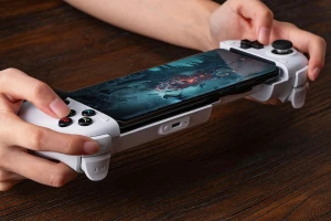 8BitDo представила геймпад Ultimate Mobile Gaming Controller