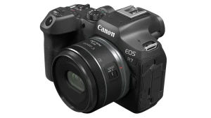 Canon выпустила доступный 3D-объектив для камеры EOS R7