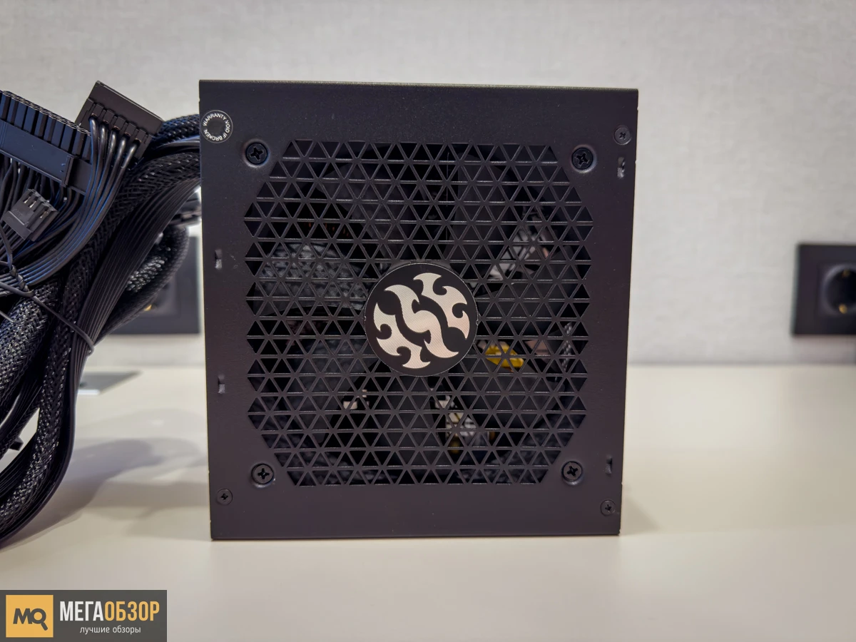 XPG PYLON 550W BRONZE