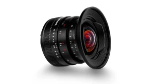 Представлен компактный объектив Pergear 12mm F/2 II для APS-C