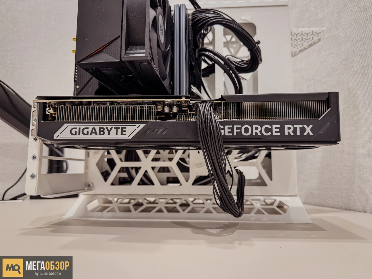 RTX 5080 WINDFORCE OC SFF 16G