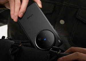Представлен топовый камерофон Vivo X200 Ultra 