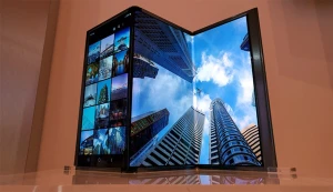 У Samsung проблемы с трискладным флагманом