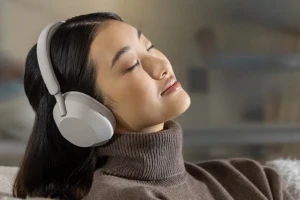 Sony готовит к релизу наушники WH-1000XM6