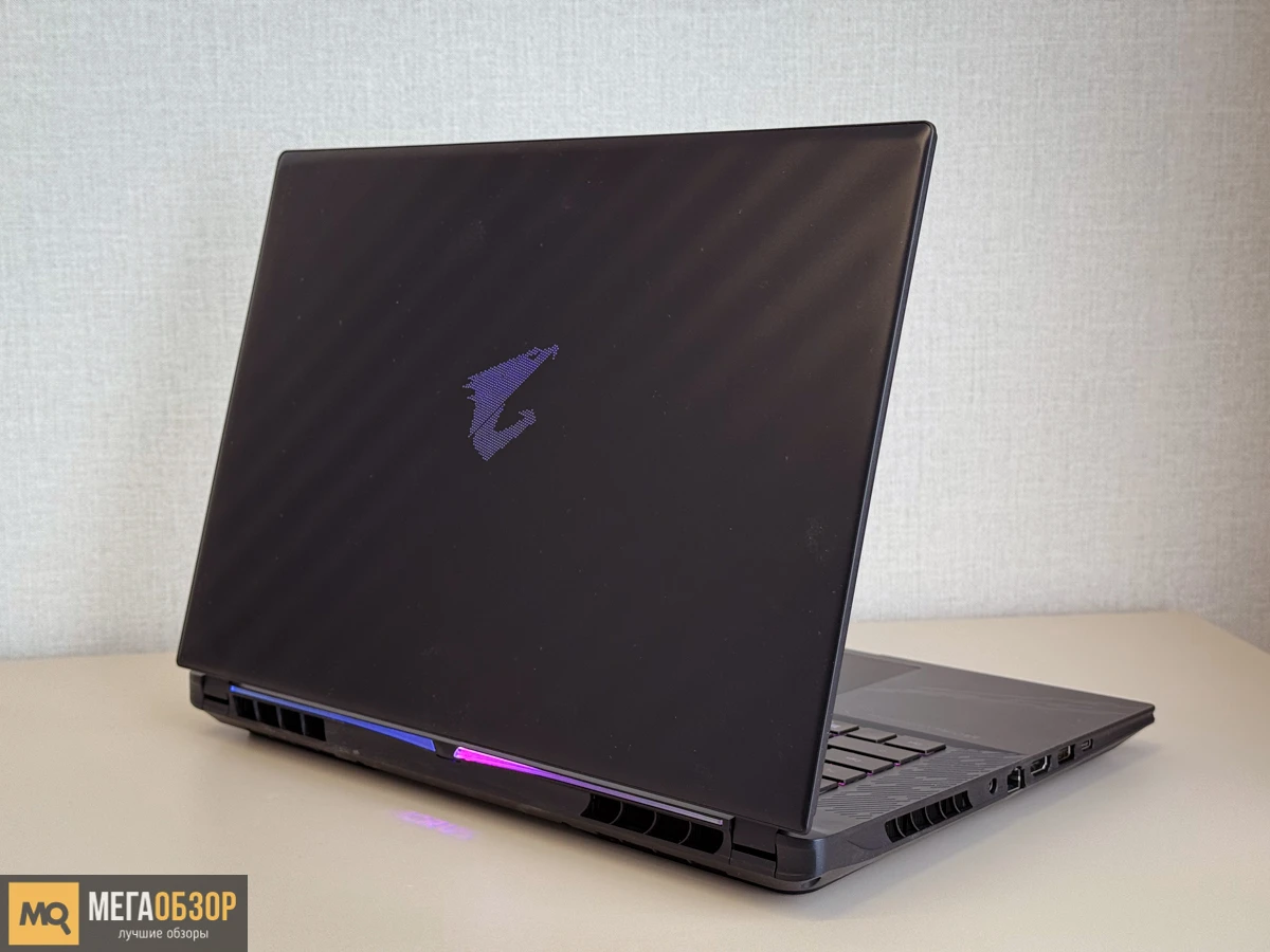 AORUS MASTER 16 AM6H обзор