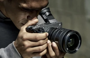 Полнокадровую камеру Sony FX2 оценили в $2700