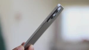 Ультратонкий Samsung Galaxy S25 Edge плохо продается