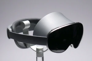 Samsung выпустит свой VR-шлем в сентябре