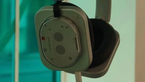 Наушники Nothing Headphone (1) засветились на фото 