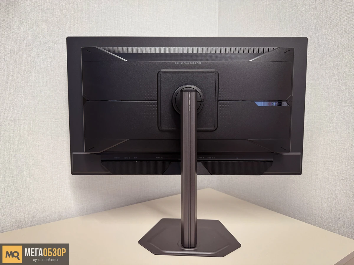 внешний вид GIGABYTE MO27Q2