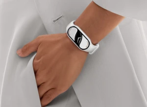 Фитнес-браслет Xiaomi Smart Band 10 оценили в 4290 рублей 