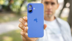Впервые за три года Apple повысила продажи iPhone в Китае