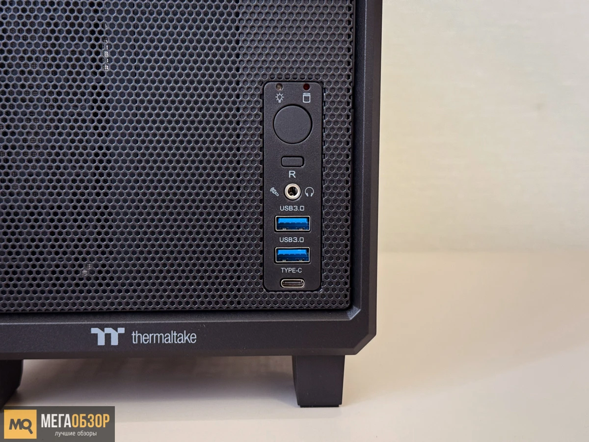 внешний вид Thermaltake TR100