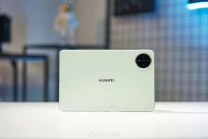 Компактный Huawei MatePad Mini показали на фото 