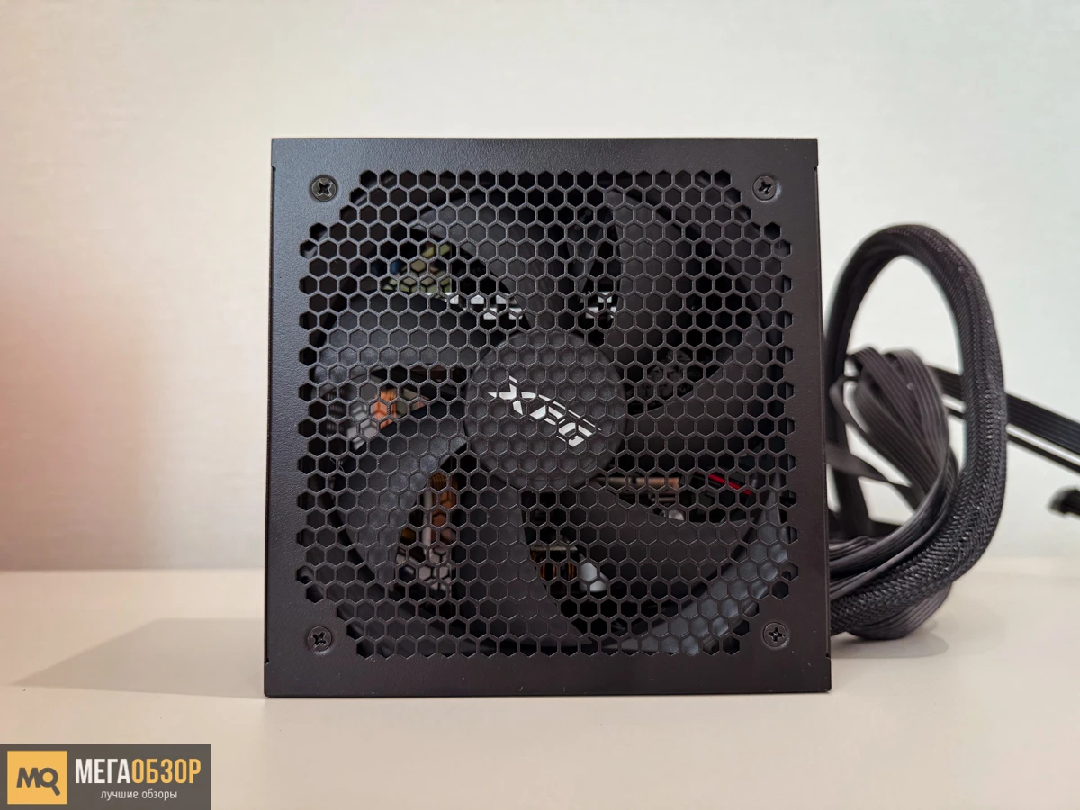 внешний вид XPG PYLON II 750W