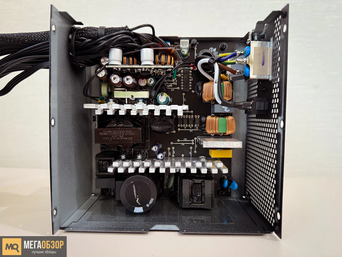 схемотехника XPG PYLON II 750W