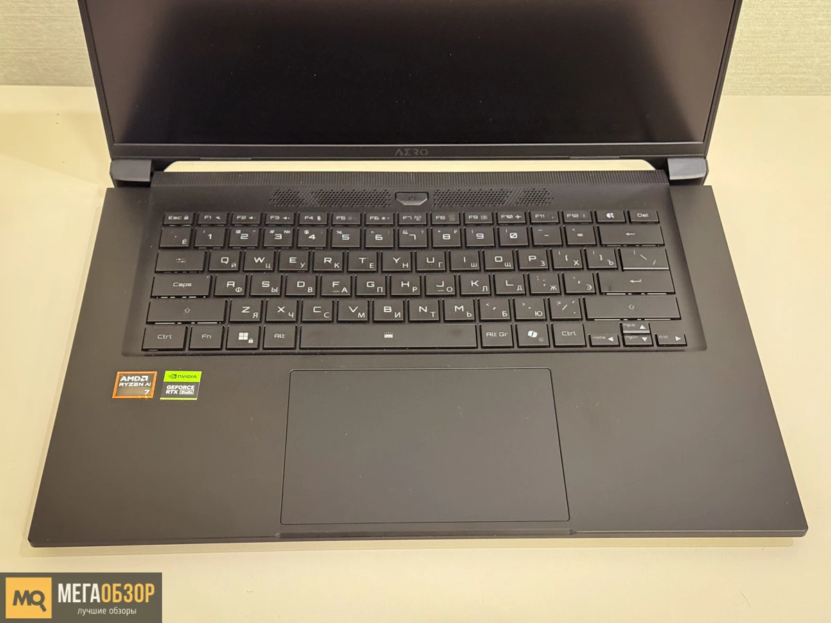 GIGABYTE AERO X16 EG61H Copilot внешний вид