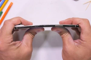 iPhone Air оказался ремонтопригодным 
