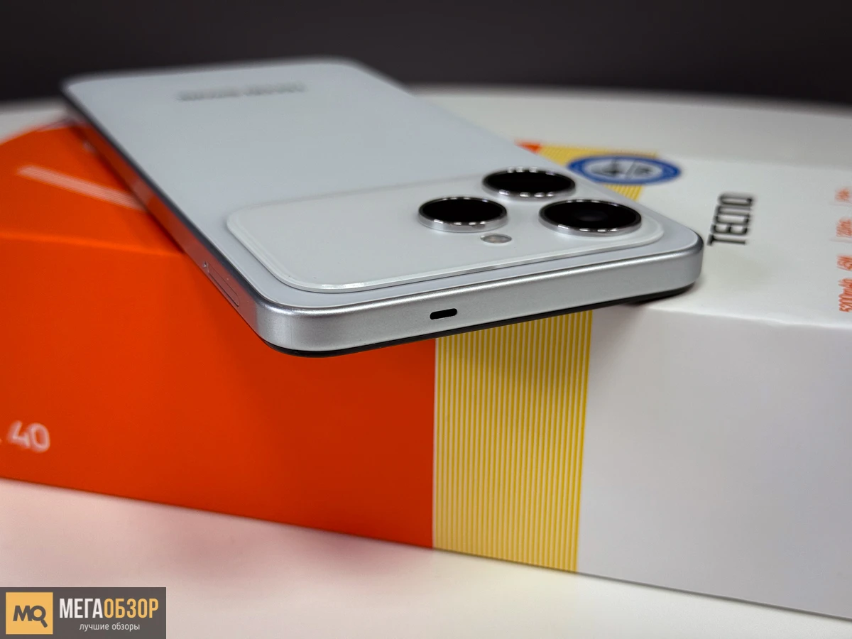 Tecno Spark 40 внешний вид