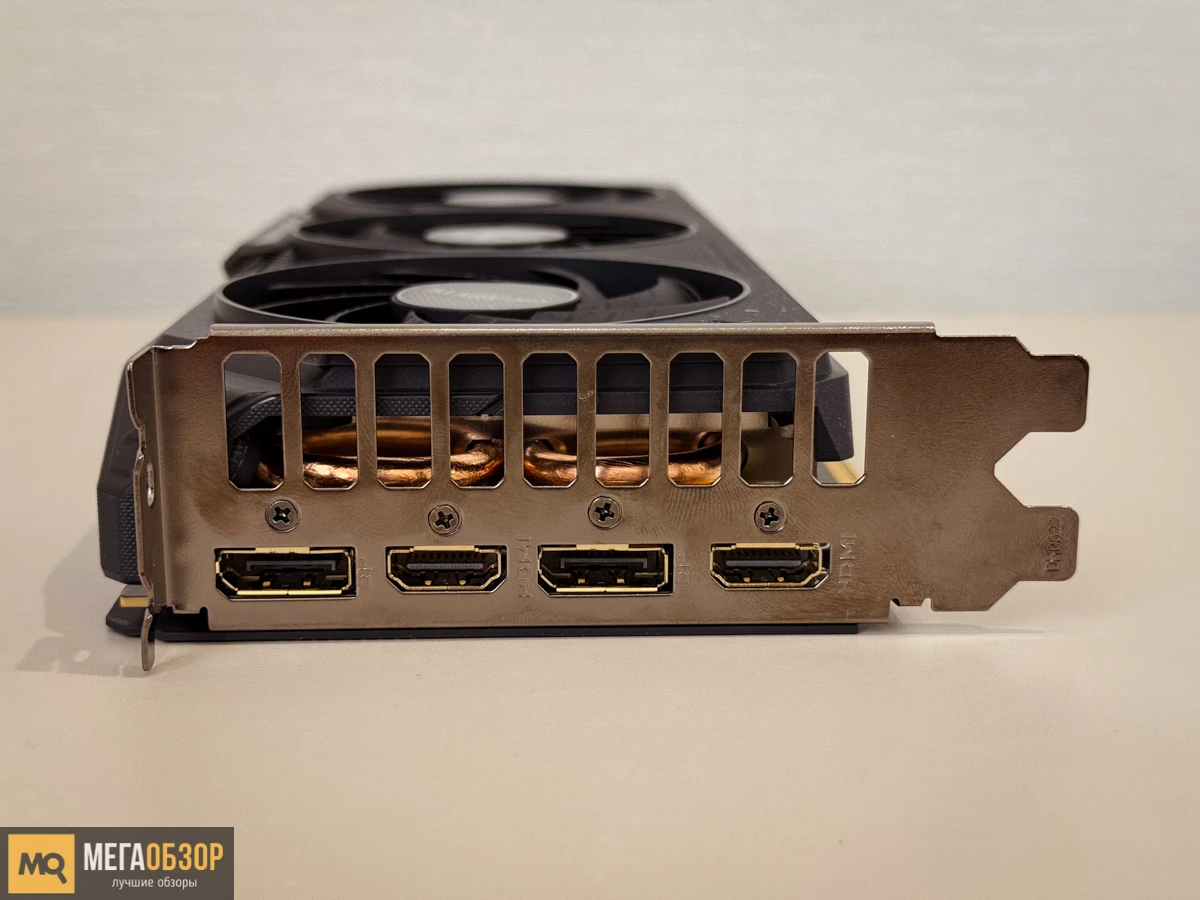 GIGABYTE GeForce RTX 5050 GAMING OC внешний вид