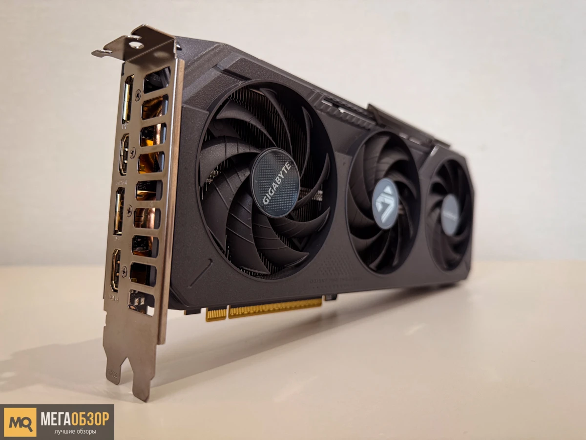 GIGABYTE GeForce RTX 5050 GAMING OC внешний вид