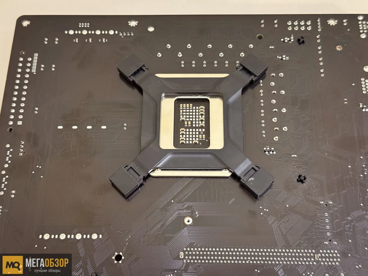 PCCooler R400 сборка