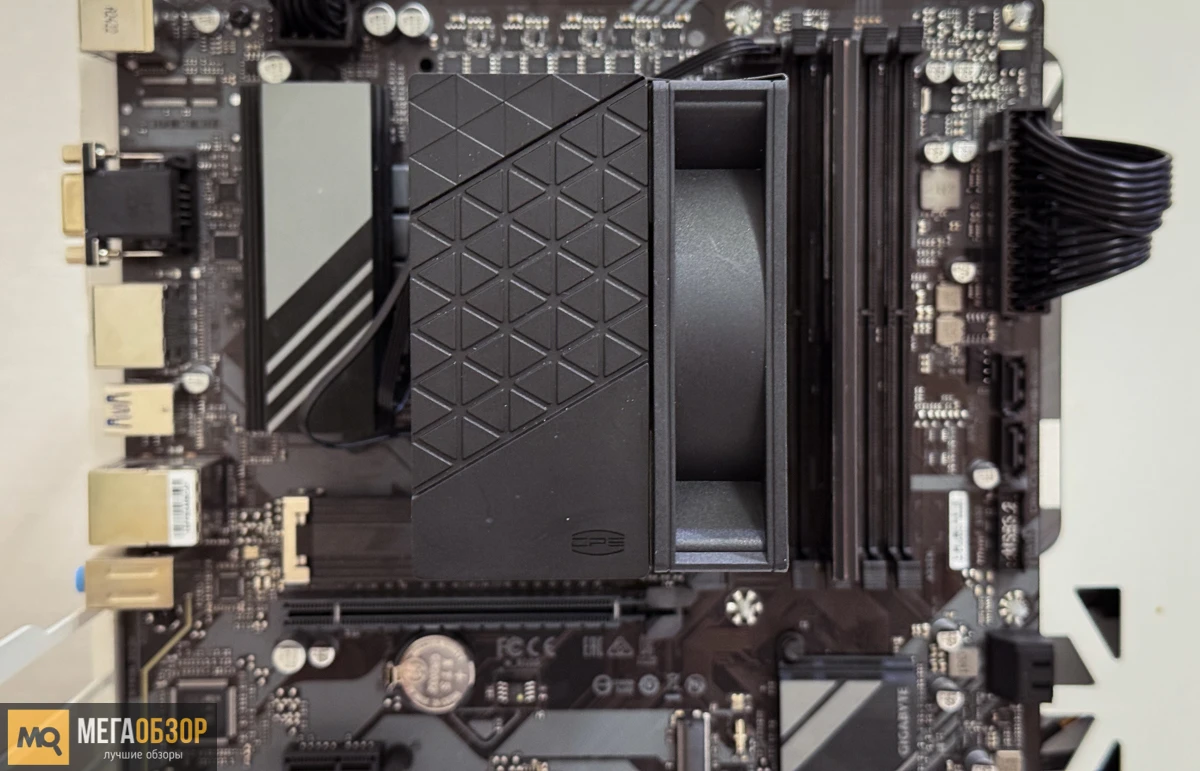 PCCooler R400 установка
