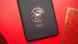 Realme 15 Pro Game of Thrones Limited Edition оценили в $505