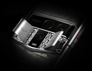 Люксовый смартфон Vertu Agent Q оценен от 5100 евро 