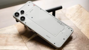 Nothing Phone (3a) Lite стал официально доступен на маркетплейсах