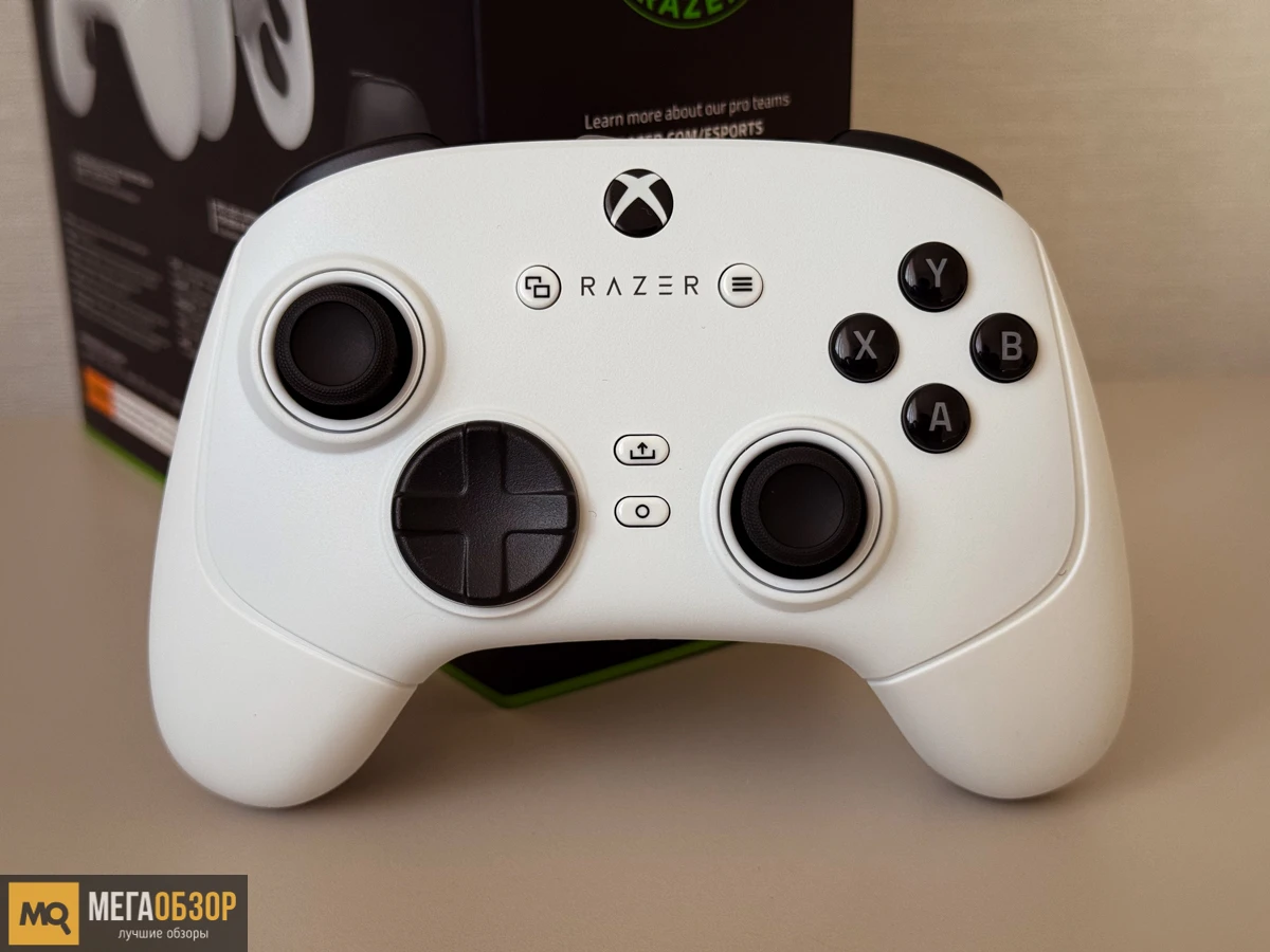 внешний вид Razer Wolverine V3 Pro