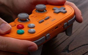 Геймпады 8BitDo теперь умеют пробуждать Nintendo Switch 2