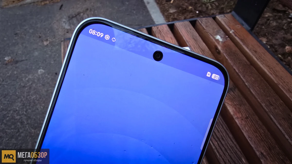 внешний вид Tecno Spark 40 Pro