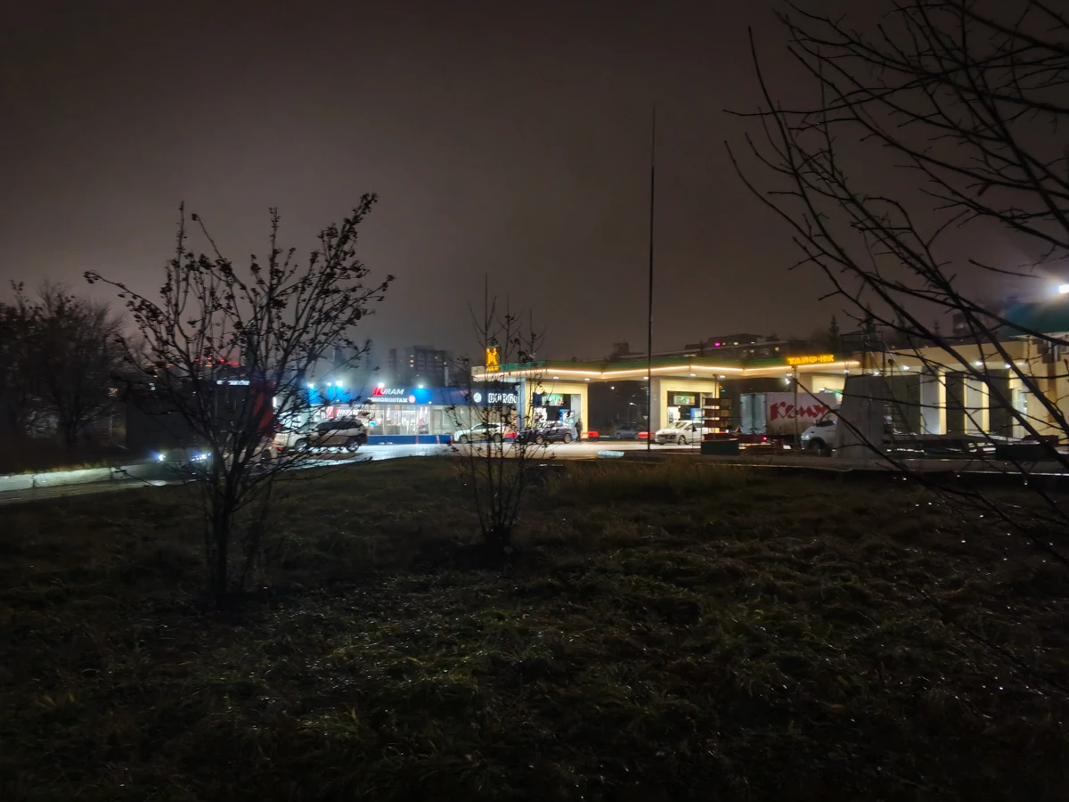 камера Tecno Spark 40 Pro