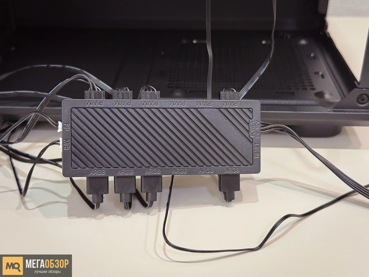 GAMEMAX CLAW 360 внутренняя часть