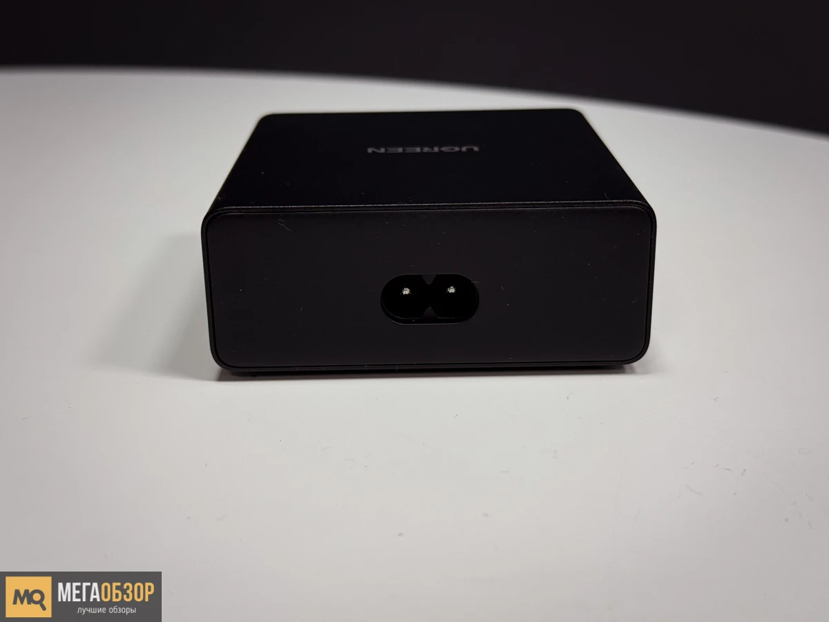 внешний вид UGREEN Х765