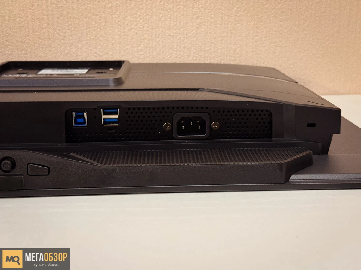 внешний вид GIGABYTE MO27U2