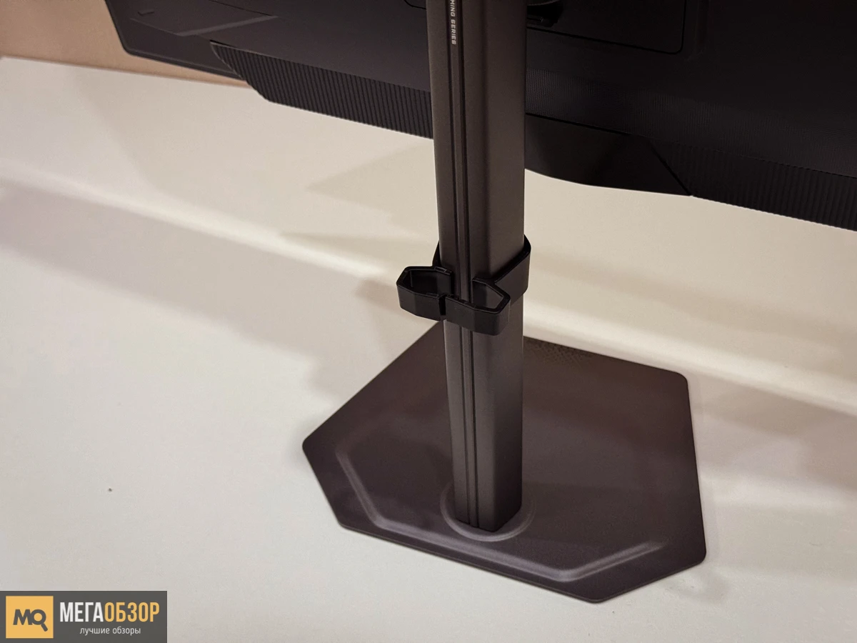 подставка GIGABYTE MO27U2