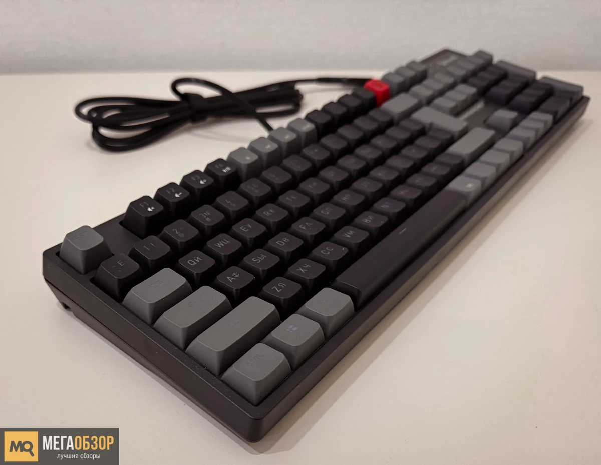 внешний вид Bloody B230N