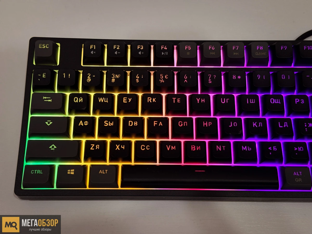 внешний вид Bloody B230N