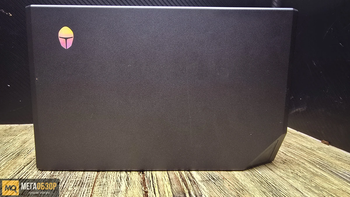 внешний вид ThundeRobot Mix